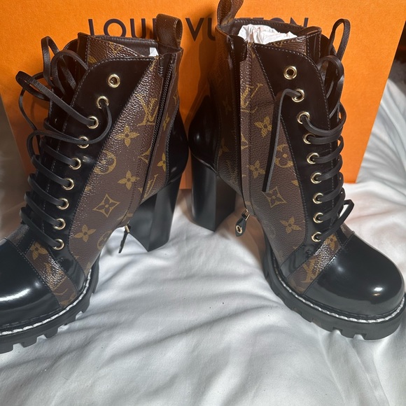 Louis Vuitton Star Trail Ankle Boot - Picture 6 of 11